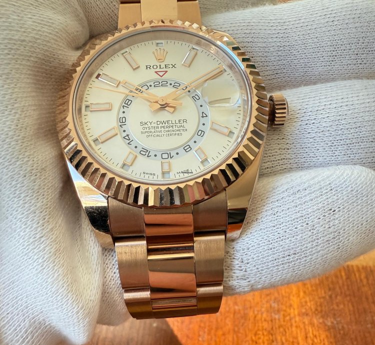 Rolex Sky-dweller Aus Sammlung Mit 2 Zus Tzlichen Bandelementen