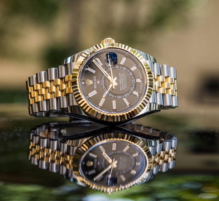 Rolex Sky-dweller Black Dial - Two Tone Jubilee