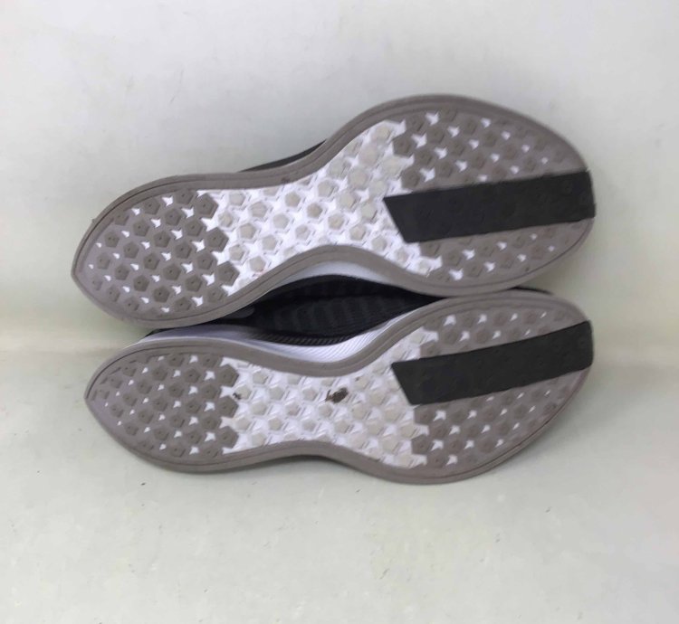 Zoom Pegasus Turbo 2 Gun Smoke