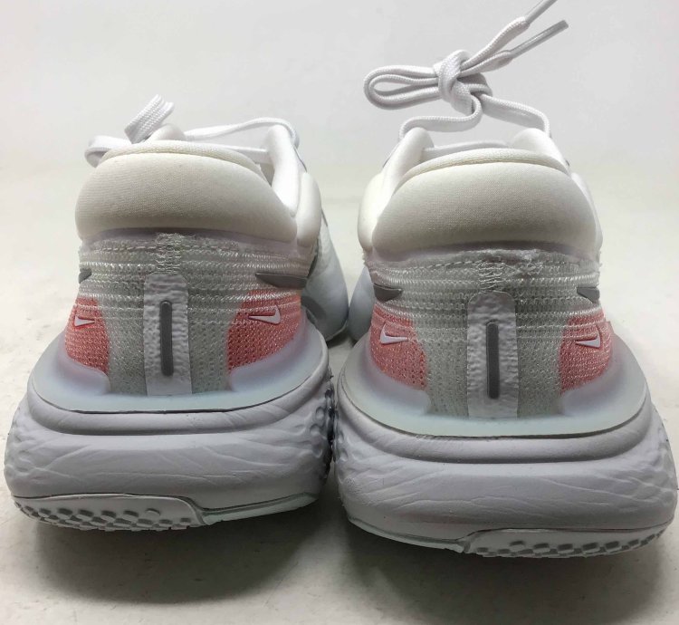 Zoomx Invincible Run Flyknit White Metallic Silver