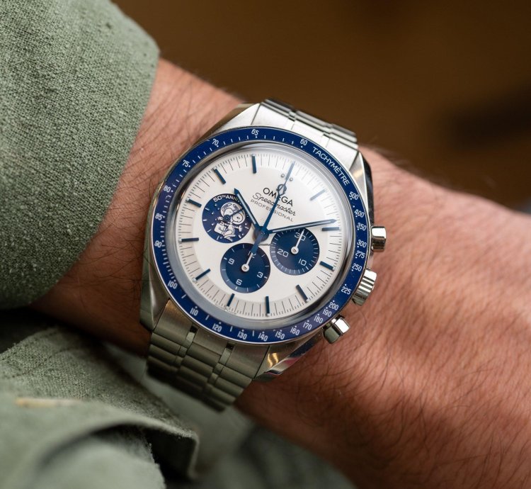 Omega Speedmaster 2023 310 32 42 50 02 001