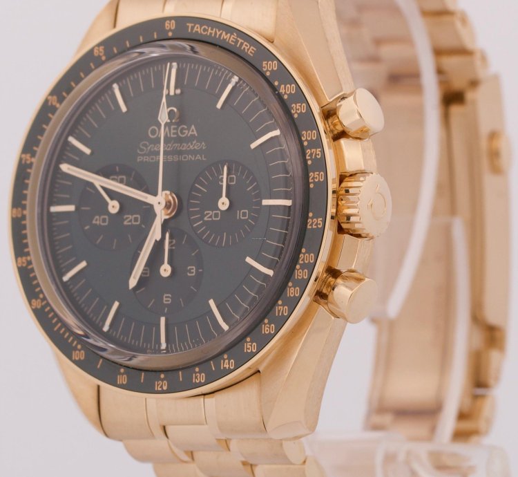 Omega Speedmaster 2023 Papers Omega Speedmaster Green Moonshine 18k 310 60 42 50 10 001 Box