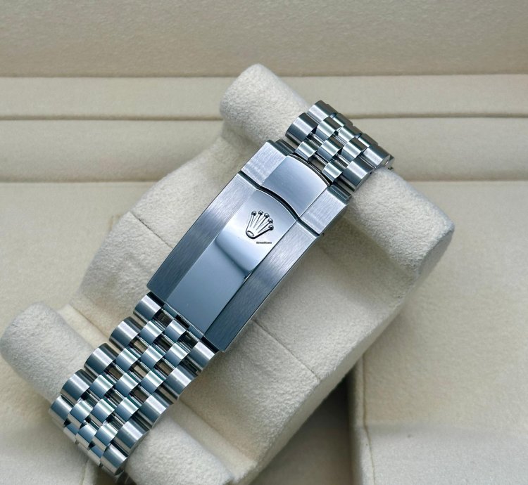 Rolex Sky-dweller Blue Dial Jubilee