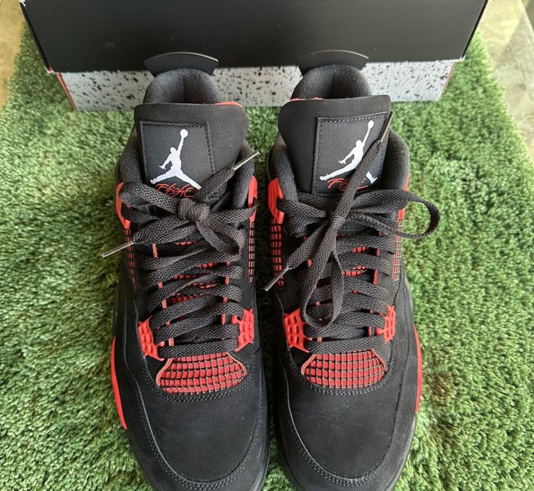 Air Jordan 4 Retro Red Thunder
