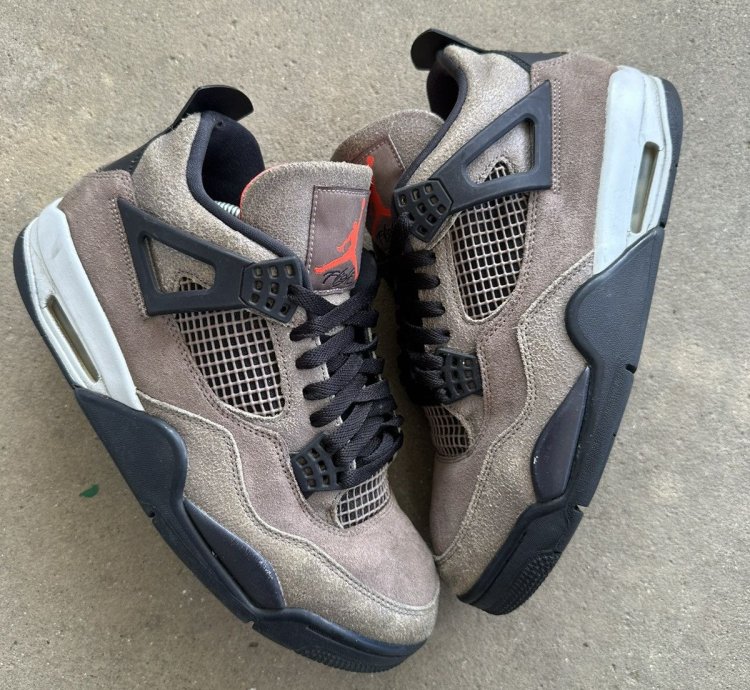 Air Jordan 4 Retro Taupe Haze Size 10