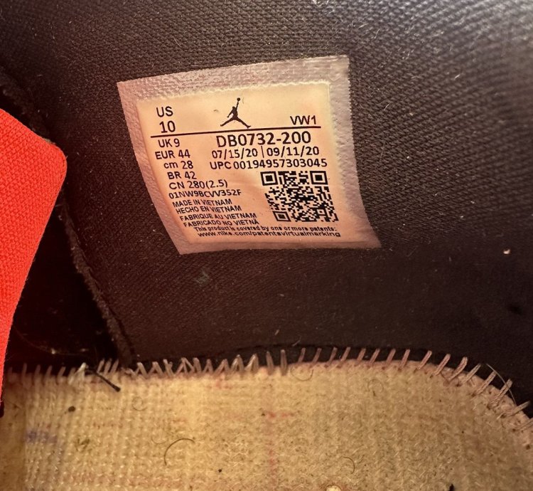 Air Jordan 4 Retro Taupe Haze Size 10