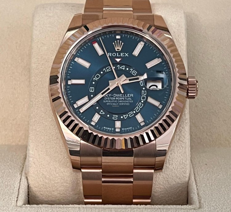 Rolex Sky-dweller Blue Dial Rose Gold Bracelet 336935 Unworn 2023 New Release