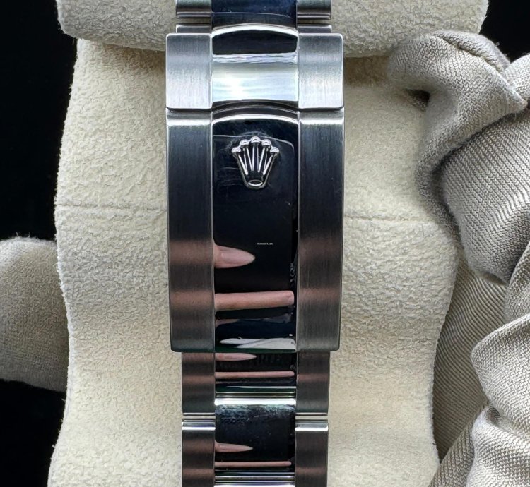 Rolex Sky-dweller Blue Dial Unworn