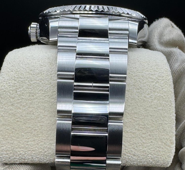 Rolex Sky-dweller Blue Dial Unworn