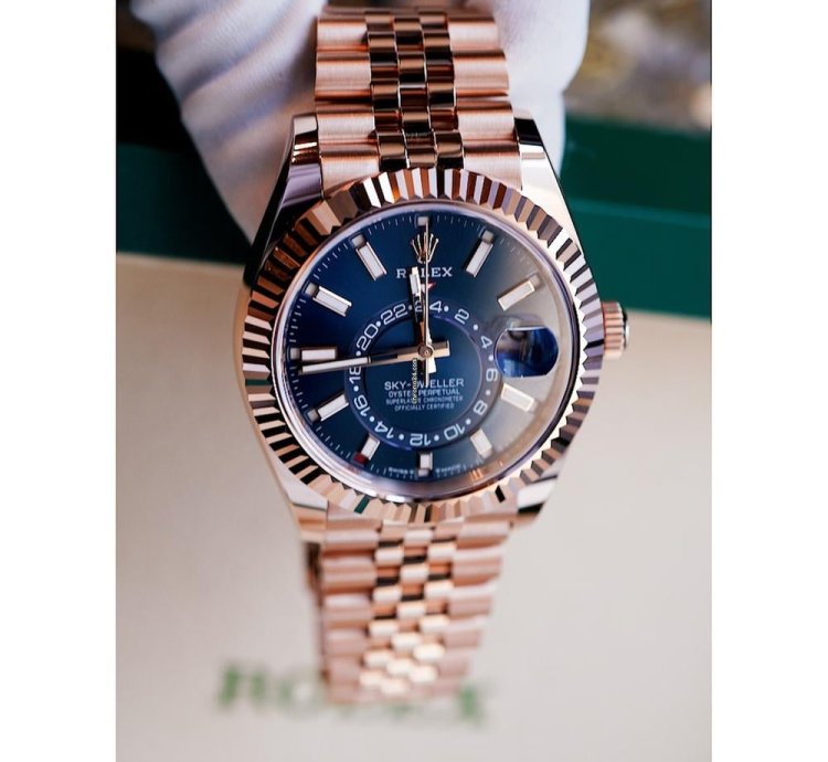 Rolex Sky-dweller Blue Green Dial Jubilee 336935-0005
