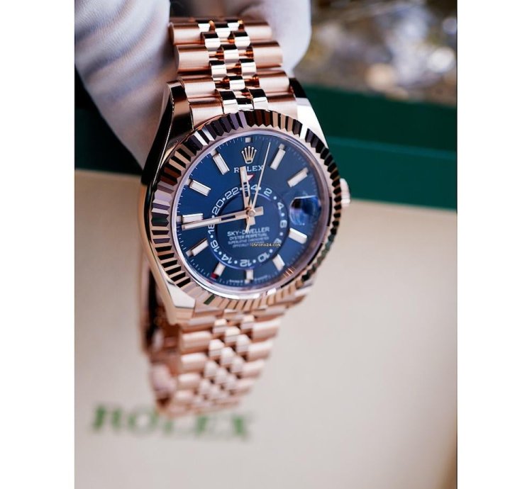 Rolex Sky-dweller Blue Green Dial Jubilee 336935-0005