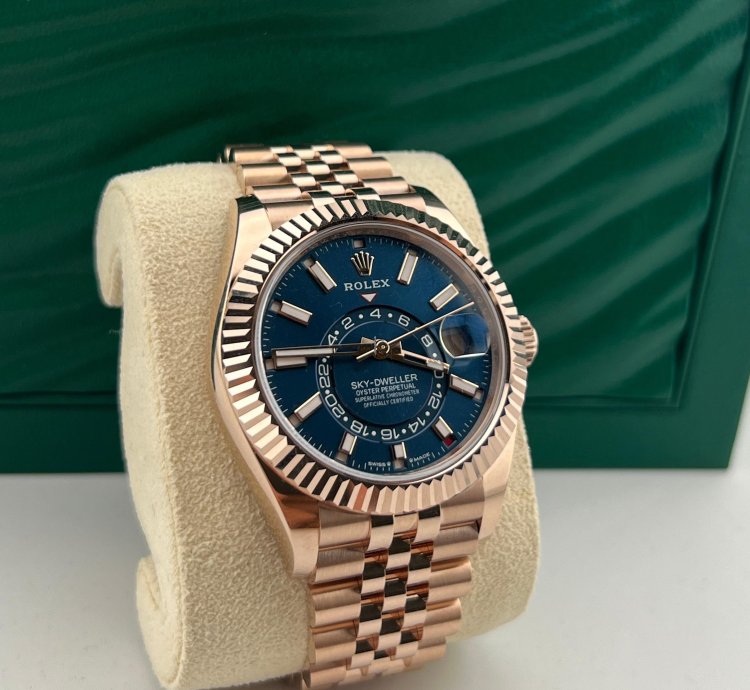 Rolex Sky-dweller Blue Green Dial Jubilee Bracelet