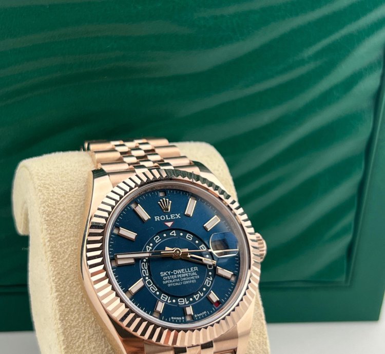 Rolex Sky-dweller Blue Green Dial Jubilee Bracelet