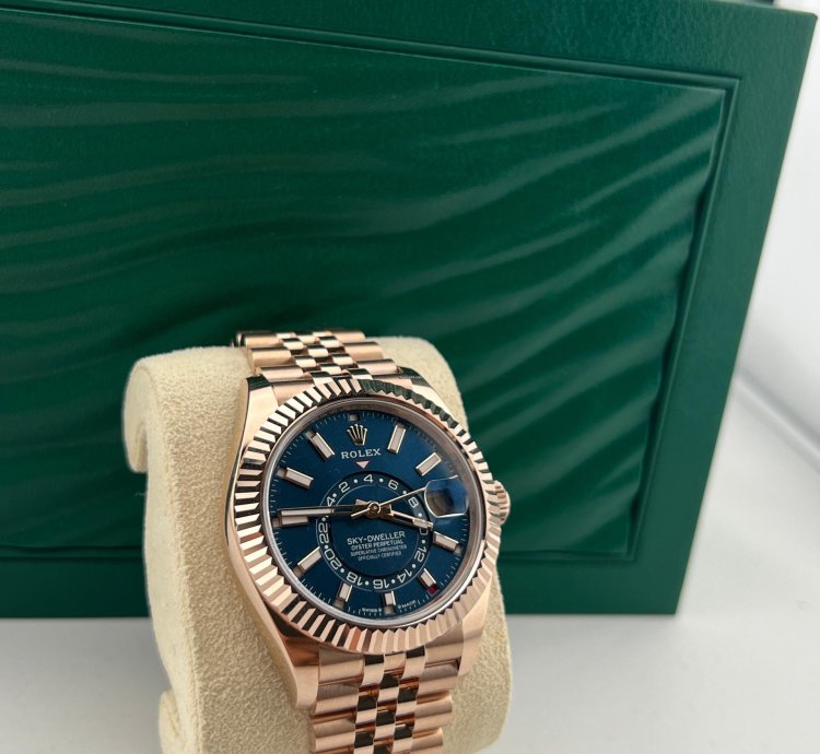 Rolex Sky-dweller Blue Green Dial Jubilee Bracelet