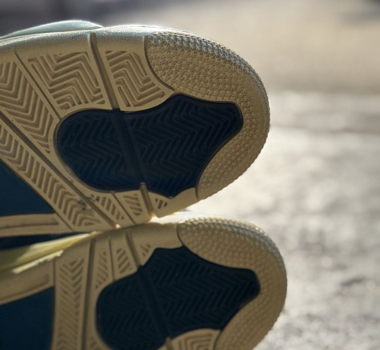 Air Jordan 4 Union La Off Noir