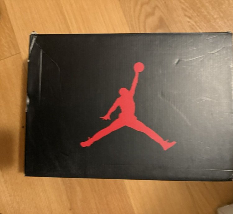 Air Jordan 5 Metallic 2016