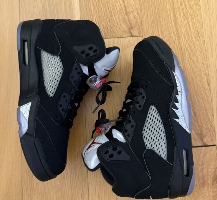 Air Jordan 5 Metallic 2016