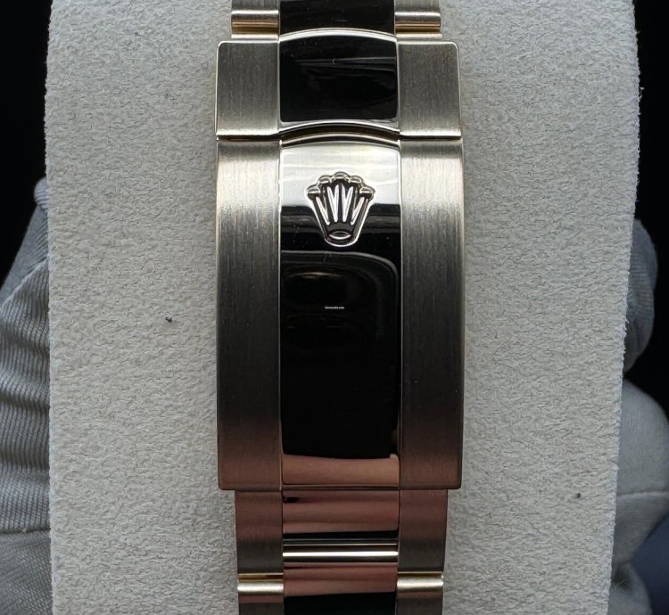 Rolex Sky-dweller Champagne Dial Unworn