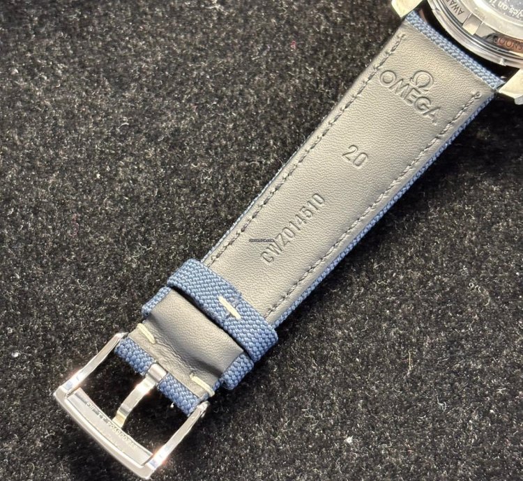Omega Speedmaster 310 32 42 50 02 001