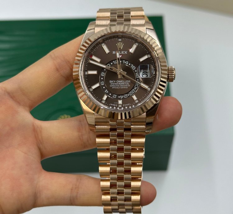 Rolex Sky-dweller Choc Jub