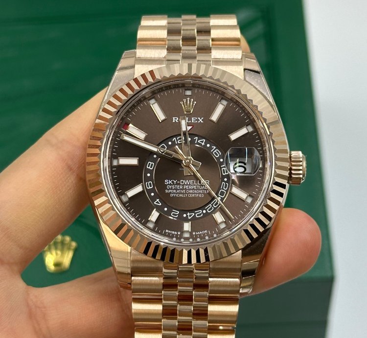 Rolex Sky-dweller Choc Jub