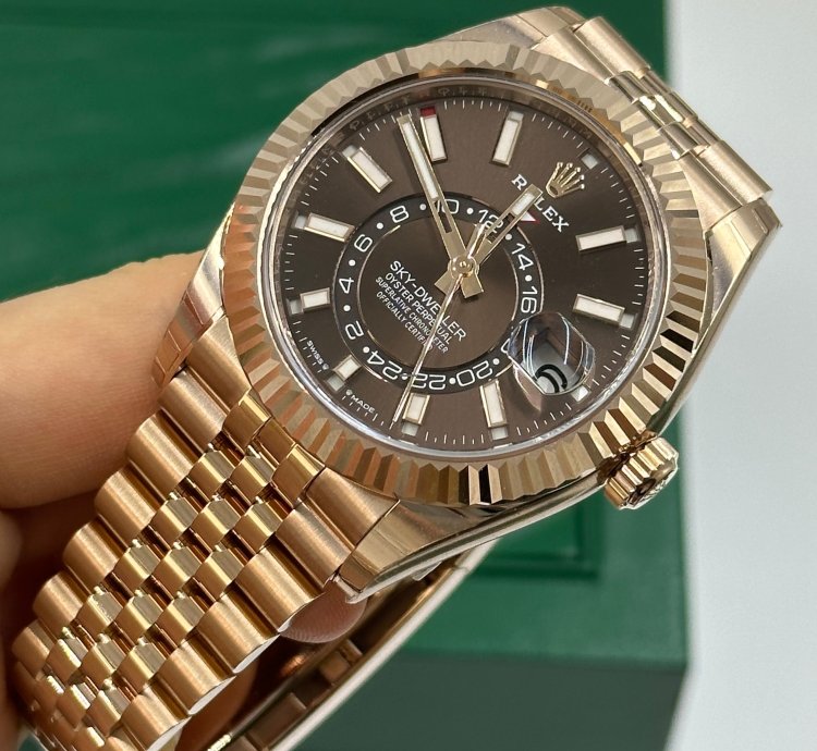 Rolex Sky-dweller Choc Jub
