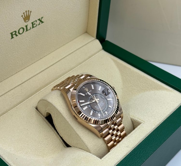 Rolex Sky-dweller Choc Jub