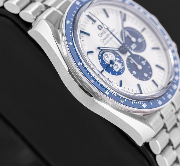 Omega Speedmaster 31032425002001