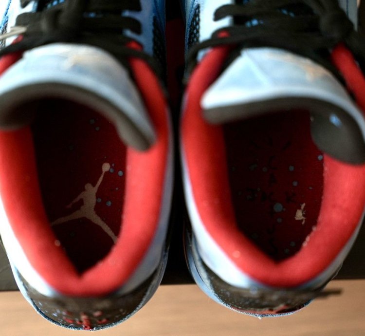 Air Jordan Retro 4 Travis Scott Cactus Jack