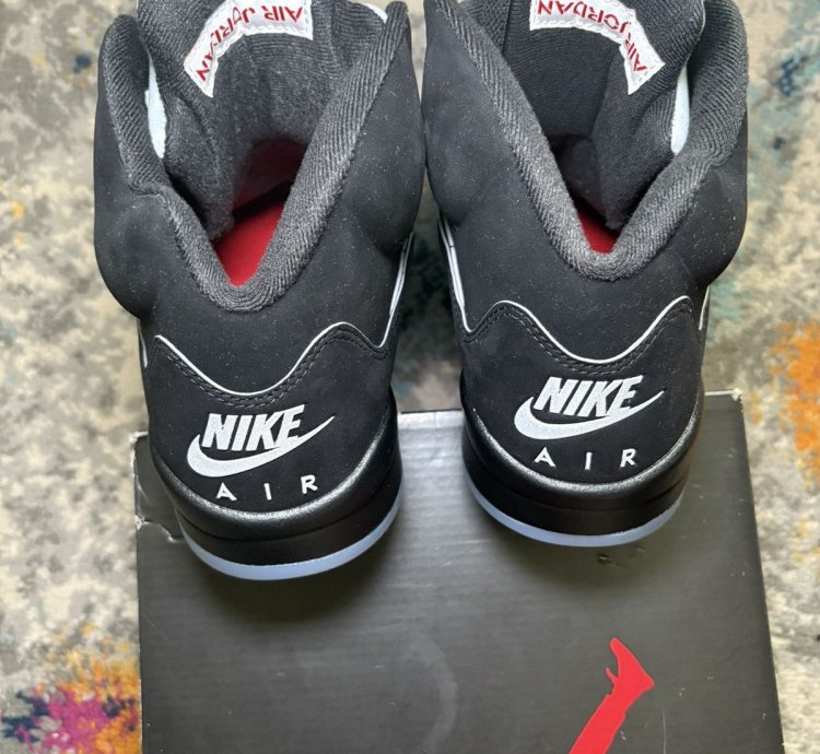 Air Jordan Retro 5 Metallic Black Reimagined Size 10
