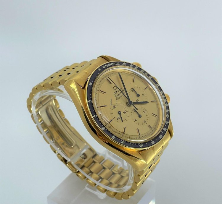 Omega Speedmaster 345 0802 Speedmaster Apollo Xi 18k Yellow Gold Chronograph box Archive