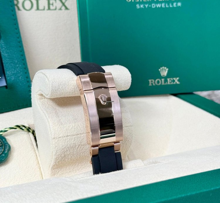 Rolex Sky-dweller Everose Gold Chocolate Dial 2024