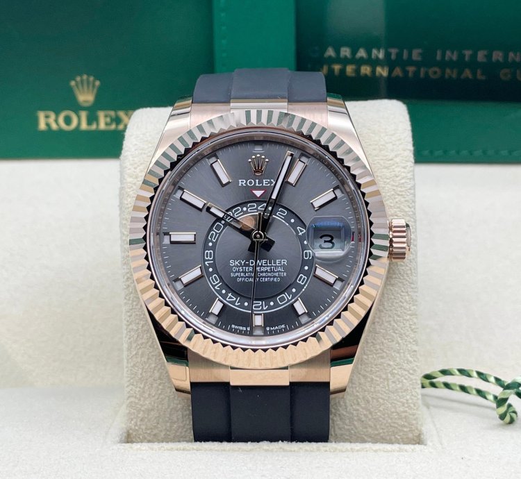 Rolex Sky-dweller Everose Gold Oysterflex Grey 2025