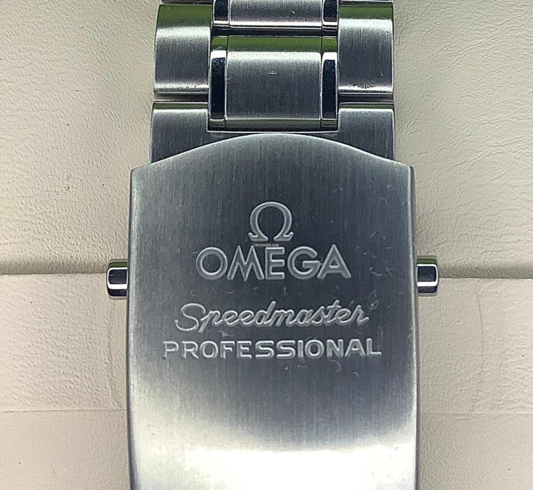 Omega Speedmaster 35693100