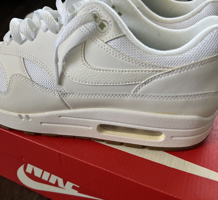 Air Max 1 White Gum