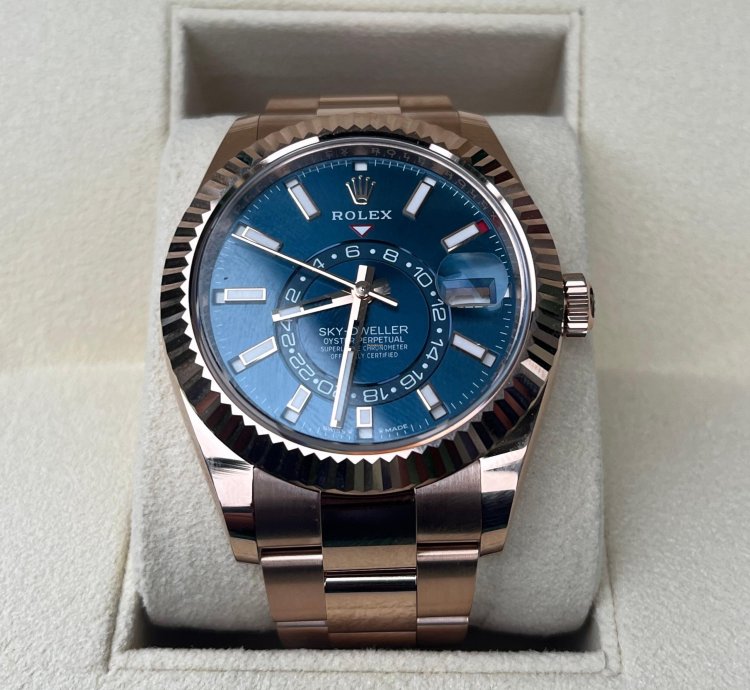 Rolex Sky-dweller Full Set - Unworn