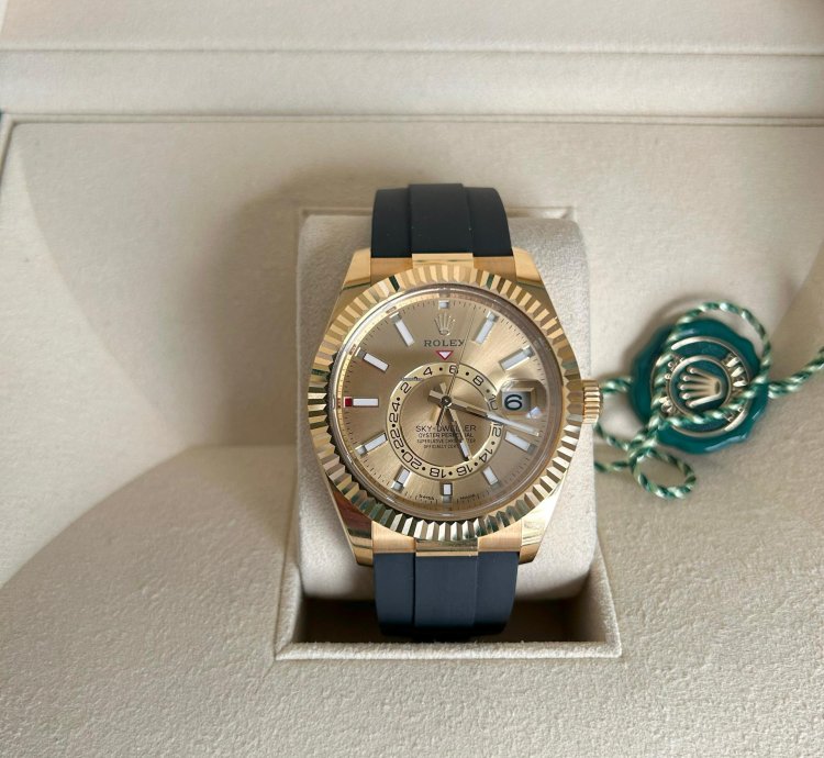 Rolex Sky-dweller Full Set Boite Papier Tat Neuf