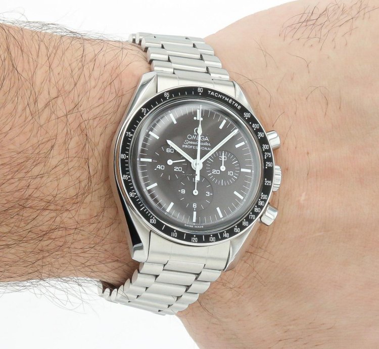 Omega Speedmaster 42 Mm