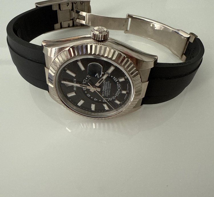 Rolex Sky-dweller Full Set Inclusive Invoice