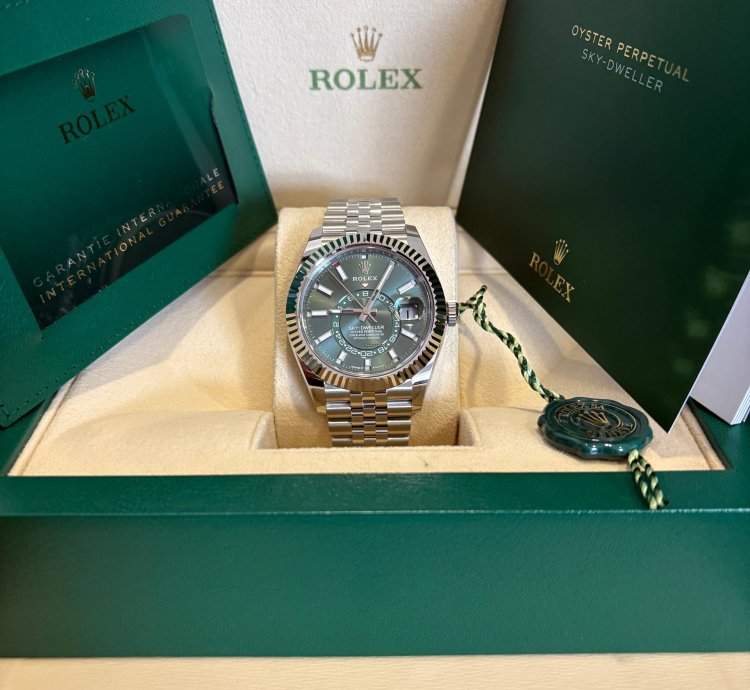 Rolex Sky-dweller Green Dial - Jubillee - 336934 2024