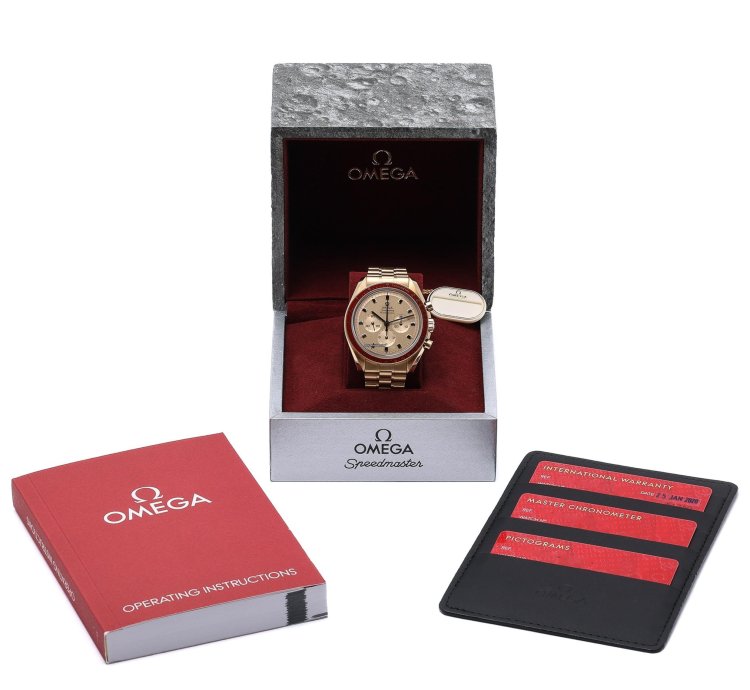 Omega Speedmaster Apollo