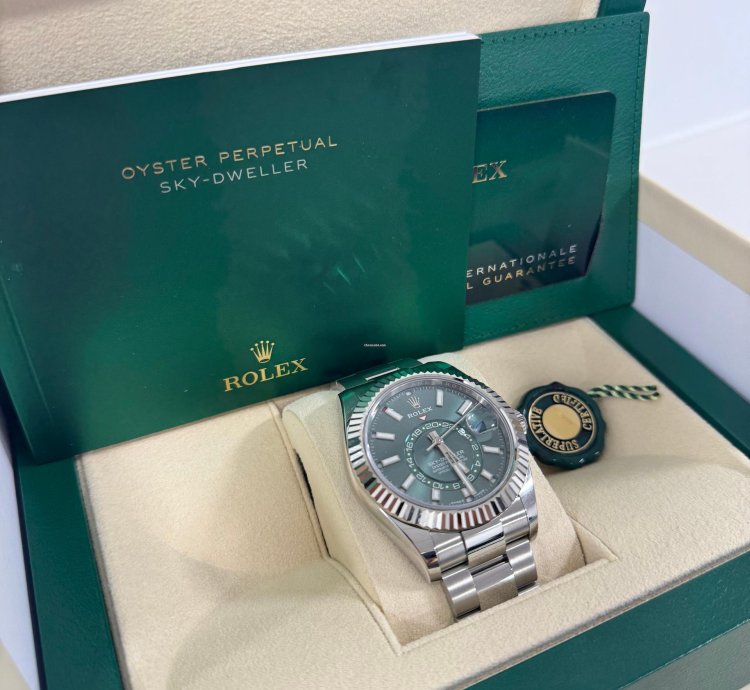 Rolex Sky-dweller Green Dial 336934 Oyster Bracelet New 2023
