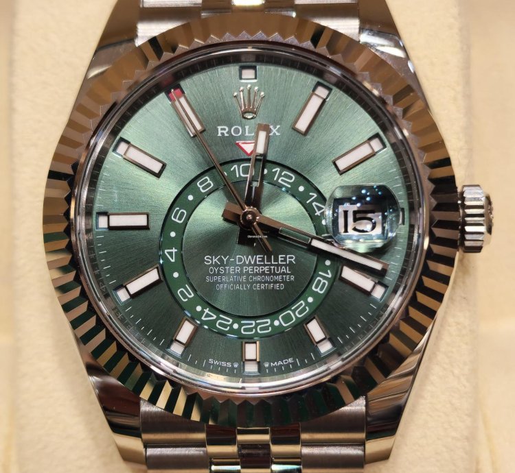 Rolex Sky-dweller Green Dial Full Set