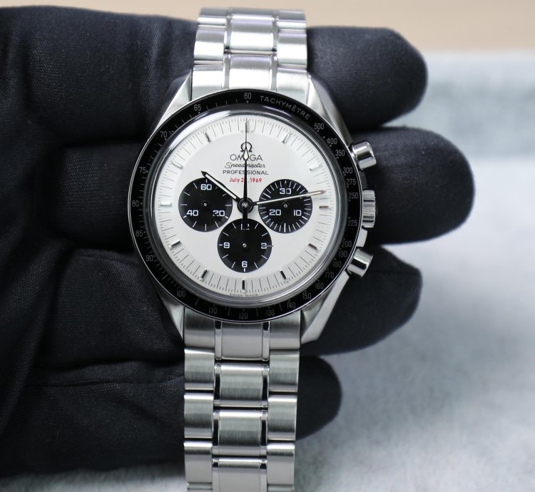 Omega Speedmaster Apollo 11th - 35th Anniversary Limited Edition - Panda - Full Set