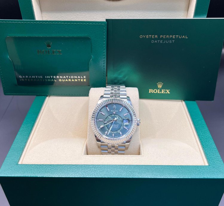 Rolex Sky-dweller Green Dial Jubilee