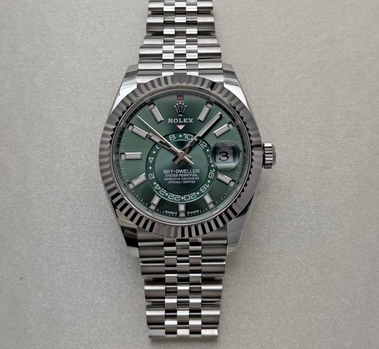 Rolex Sky-dweller Green Dial M336934-0002