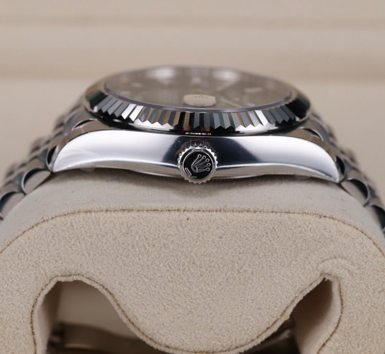 Rolex Sky-dweller Green Dial New Complete 42mm Jubilee Fluted Bezel Steel White Gold 336934