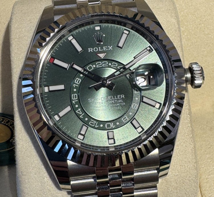 Rolex Sky-dweller Green New Full Set 11 2024