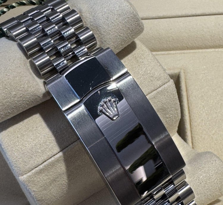 Rolex Sky-dweller Green New Full Set 11 2024