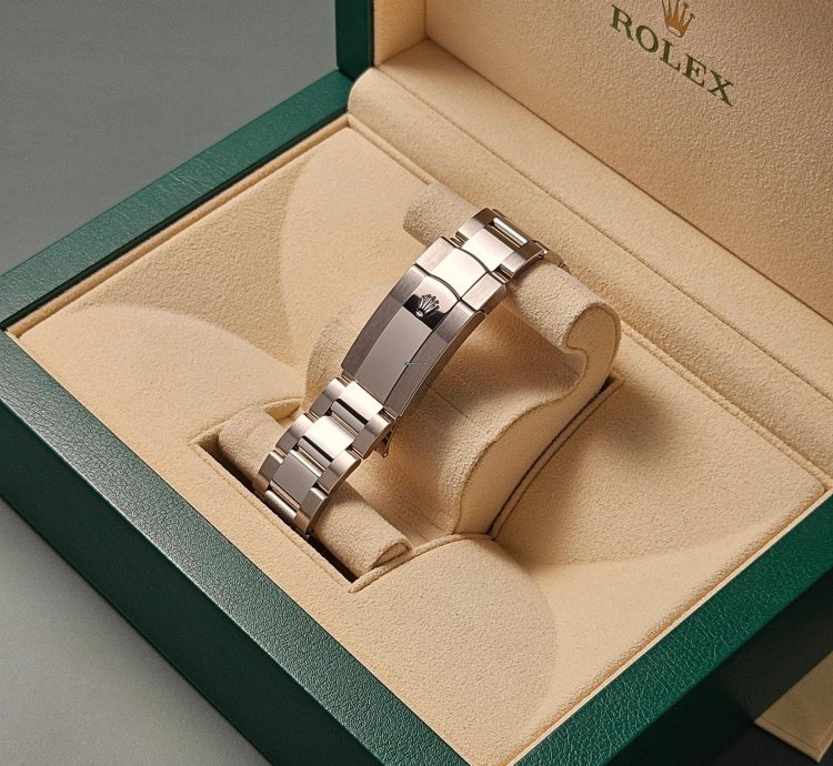 Rolex Sky-dweller Green New Fullset 08 2024 Eu Caseback Sticker